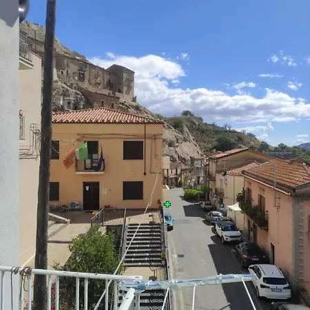 Vakantiehuis Al Municipio Sperlinga